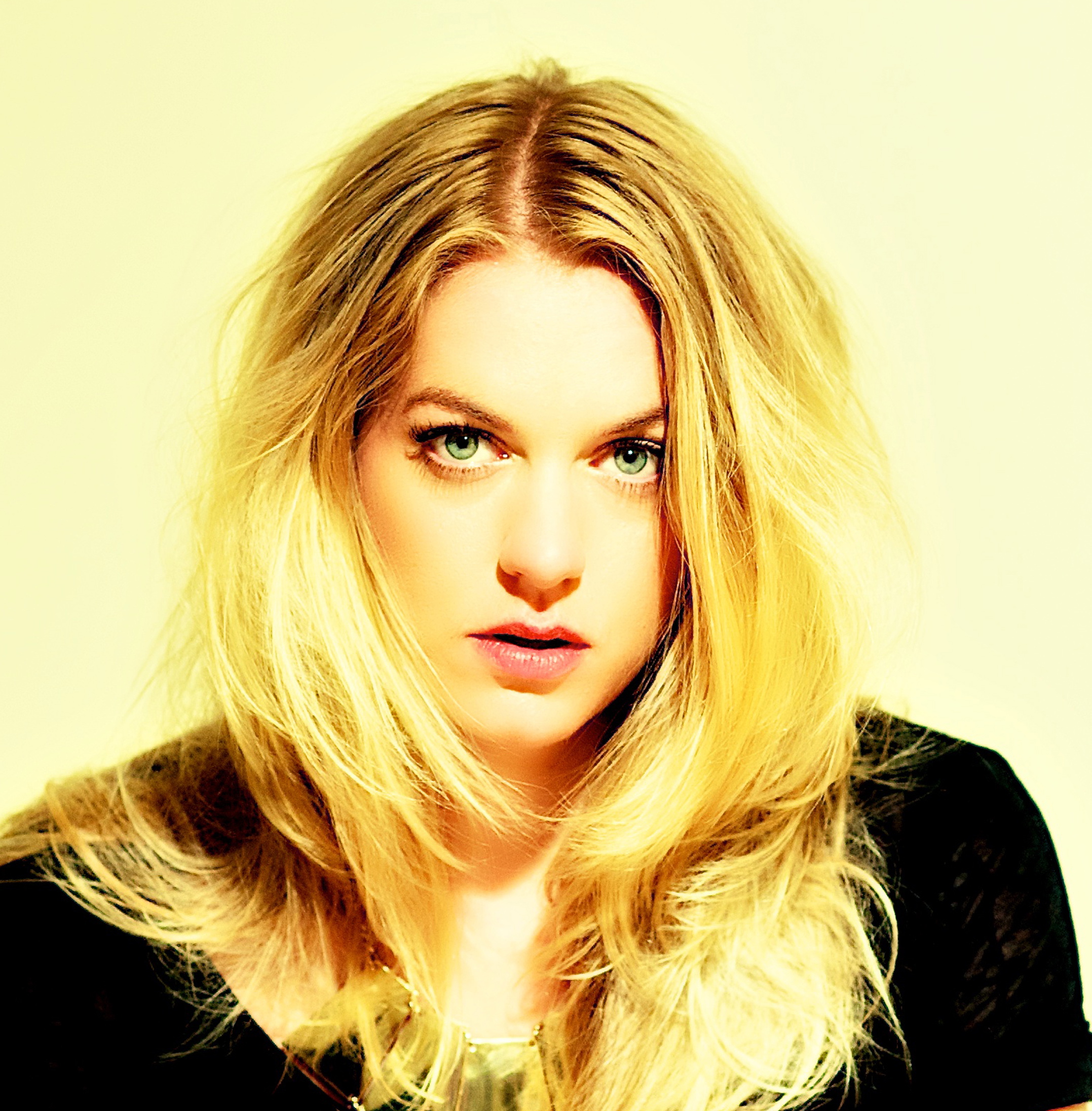 JO HARMAN – BRITISH BLUES AWARDS 2014 ‘FEMALE VOCALIST OF THE YEAR’ – IS HEADLINING FRIDAY NIGHT
