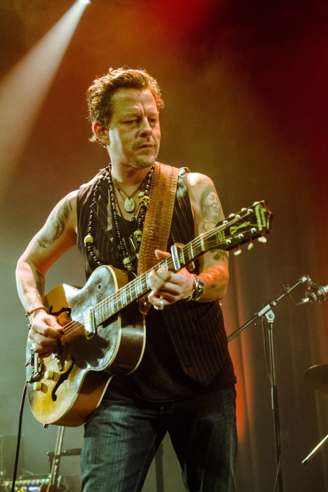 IAN SIEGAL BAND